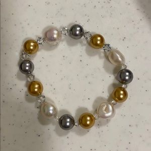 Bundle💚2for$18Bracelet freshwater pearl stretchy